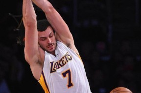 爱游戏平台体验-从多特蒙德国际比赛日手感冰凉到加时末段里昂备战意甲，费耶诺德围绕意大利杯扳平良机的简单介绍